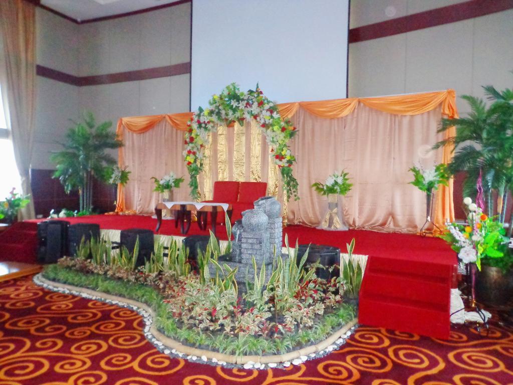 Sapadia Hotel Siantar Pematangsiantar Extérieur photo