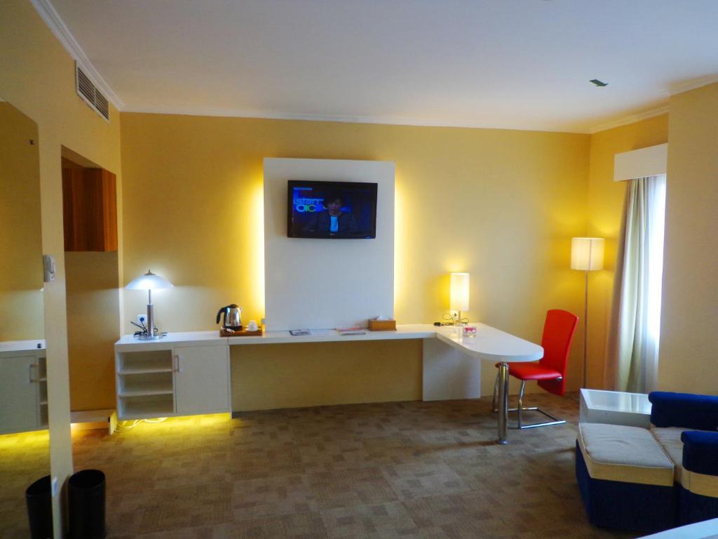 Sapadia Hotel Siantar Pematangsiantar Extérieur photo
