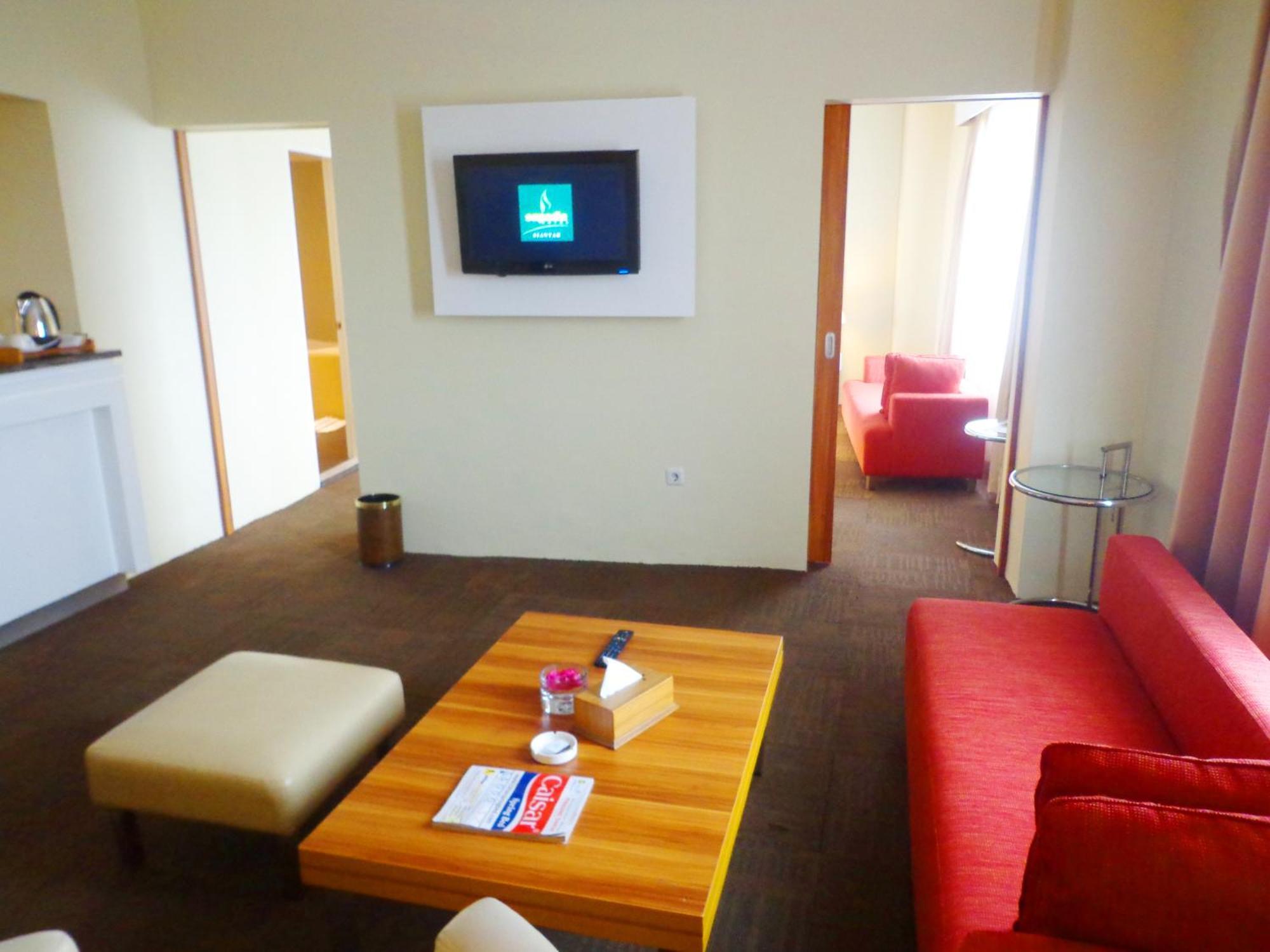 Sapadia Hotel Siantar Pematangsiantar Extérieur photo