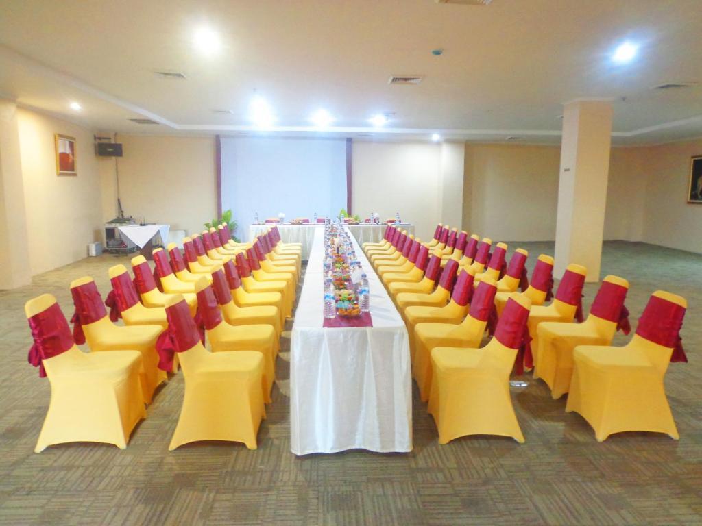 Sapadia Hotel Siantar Pematangsiantar Extérieur photo